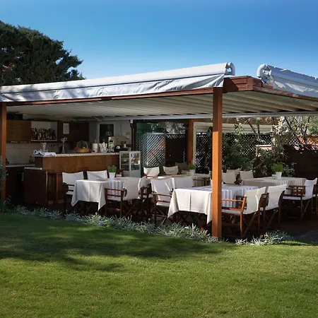 Enalio شقة فندقية 4*