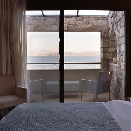 Enalio Hotel apartamentowy 4*