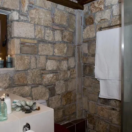 Enalio Hotel apartamentowy 4*