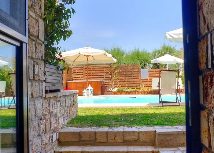 Enalio Lejlighedshotel 4*