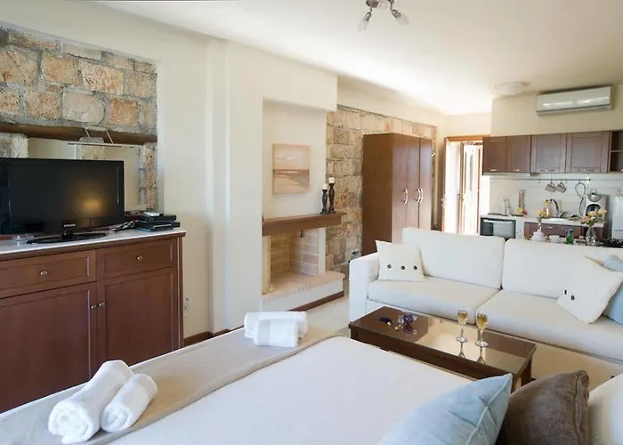 Apart Otel Enalio 4*