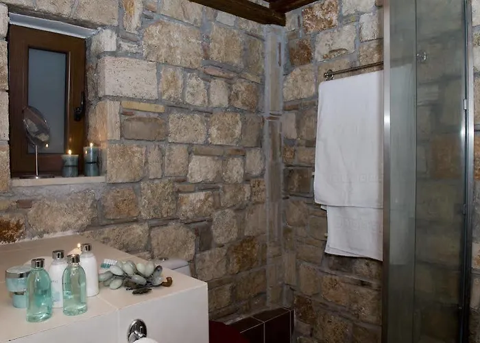 Enalio شقة فندقية 4*