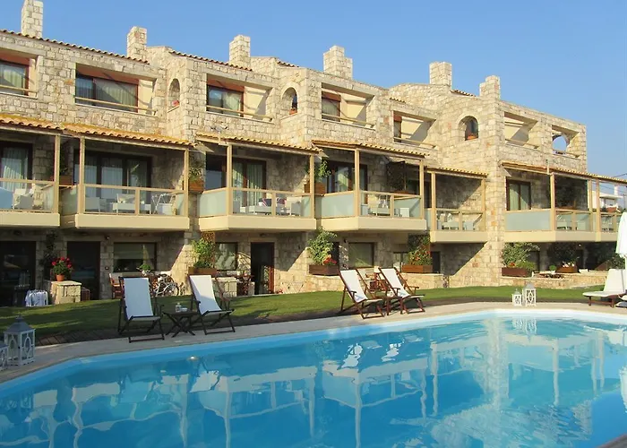 Enalio Apart Otel Lechaio